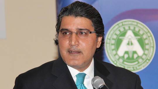 باكستان تستدعي سفيرها لدى السعودية