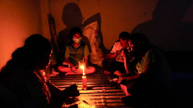 الأمم المتحدة: نصف سكان ميانمار مهددون بالسقوط في براثن الفقر بحلول 2022