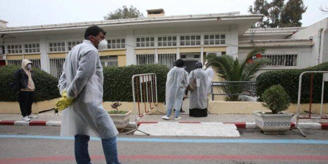 الجزائر تسجل 242 إصابة جديدة بكورونا