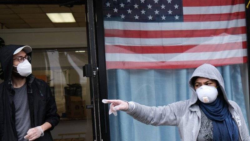 الولايات المتحدة تسجل 32,452 إصابة  و 423 وفاة بفيروس كورونا