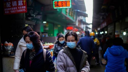 الصين تسجل 17 إصابة جديدة بفيروس كورونا