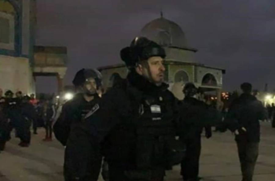 القوات الإسرائيلية تقتحم باحات المسجد الأقصى المبارك