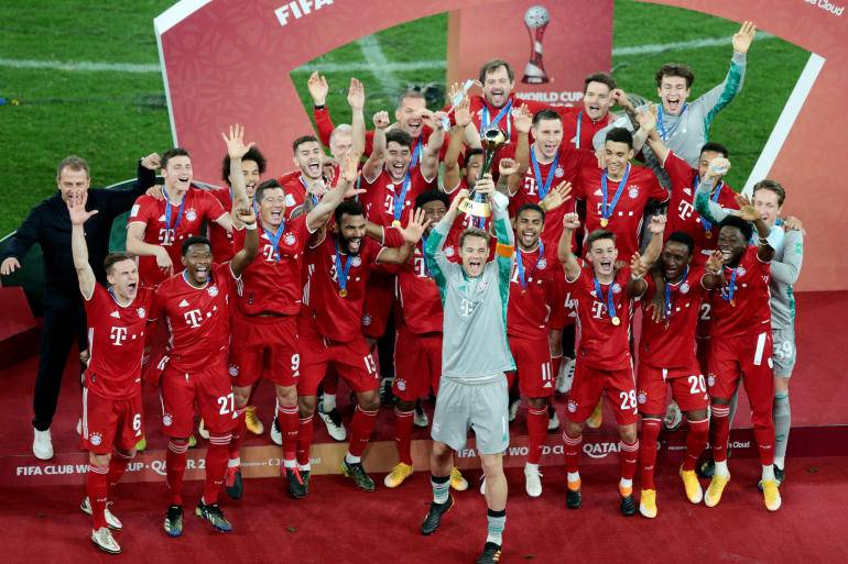 بايرن ميونخ يتوج بلقب الدوري الألماني