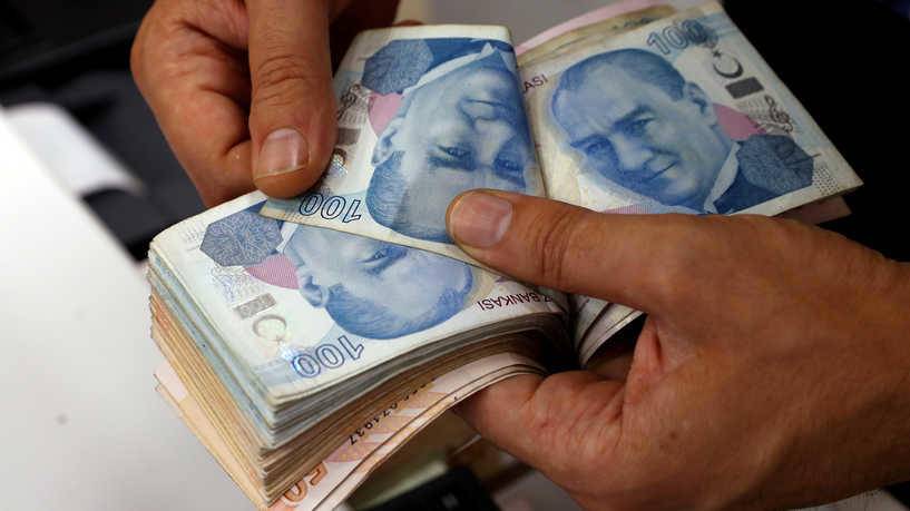 الليرة التركية عند أدنى مستوى بـ2021