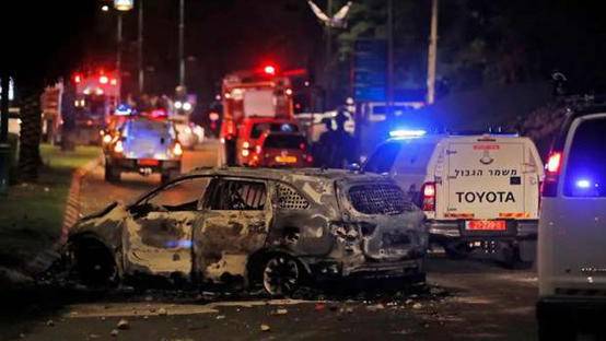 جيش الاحتلال قد يوقف العدوان بسبب المظاهرات في الداخل