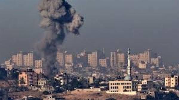 استشهاد 5 بقصف منزلين في مخيم البريج