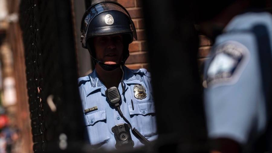 الشرطة الإسرائيلية تهدد المواطنين الفلسطينيين في يافا بالاستهداف بالرصاص