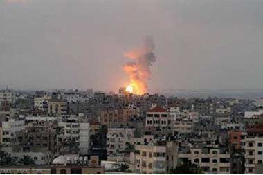 طائرات الاحتلال تقصف كلية للشرطة في غزة