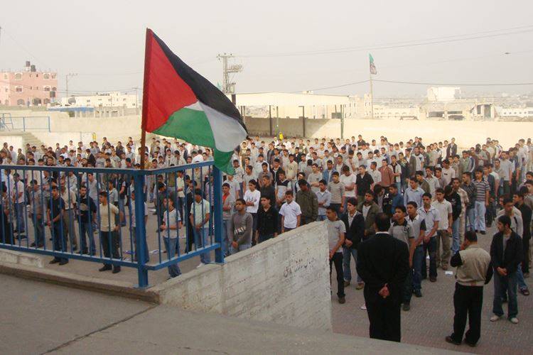 قرار بتعطيل المدارس والتحول للتعليم عن بعد بفلسطين