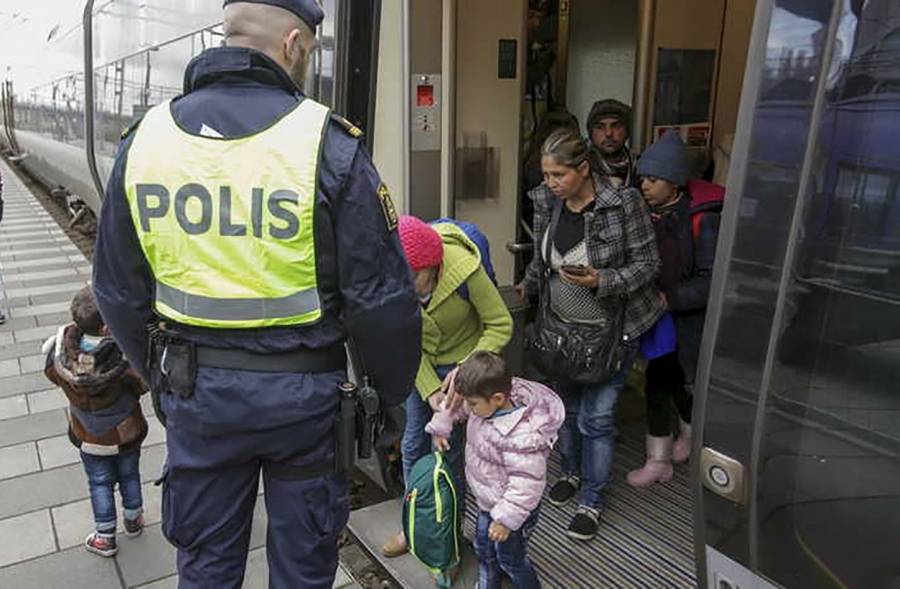 الآلاف يتظاهرون في الدنمارك دعما لسوريين مهددين بالترحيل