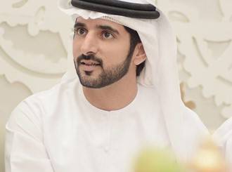 ولي عهد دبي يرزق براشد وشيخة