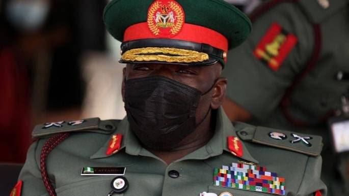 مصرع قائد الجيش النيجيري في تحطم طائرة عسكرية شمالي البلاد