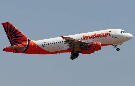 كندا تمدد حظرها على الرحلات التجارية والخاصة من الهند وباكستان