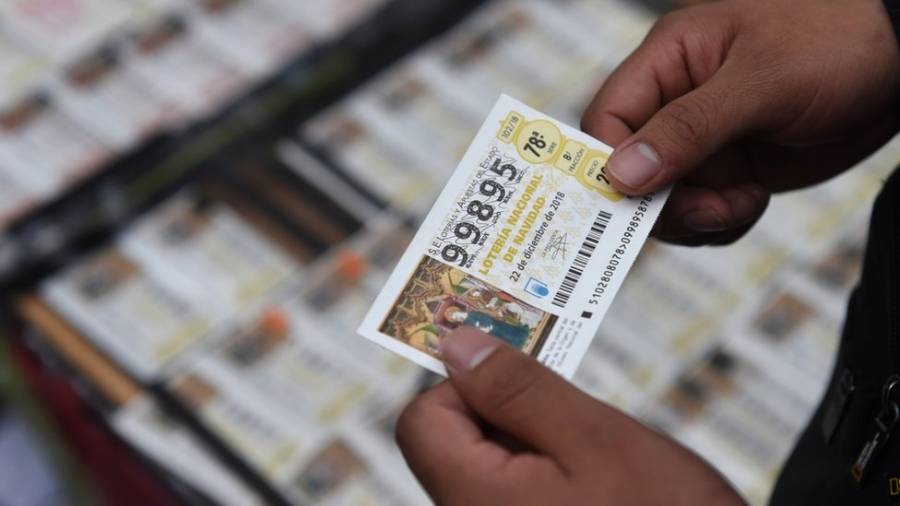 أمريكي يفوز بالجائزة الكبرى في اليانصيب بقيمة 515 مليون دولار