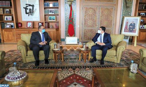 وزير الخارجية المغربي يتباحث مع نظيره الموريتاني
