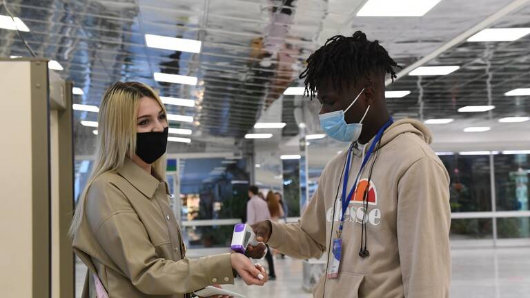 سفارة تونس بموسكو توضح أسباب تعذر عودة الطلبة التونسيين إلى روسيا