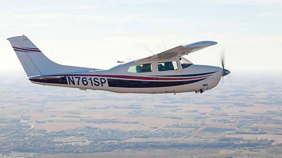 مقتل رجلين بسقوط طائرة خفيفة في ألمانيا