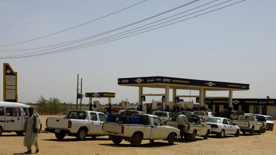 السودان.. قرار بإلغاء أسعار الوقود