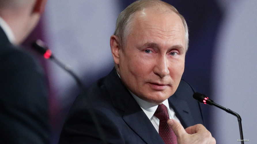 مذيع أميركي لبوتين: هل أنت قاتل؟ .. شاهد الرد