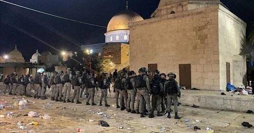 القدس.. إصابة 27 فلسطينيا واعتقال 8 آخرين