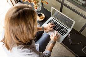 العمل من المنزل يهدد بشطب 9ر5 مليون وظيفة