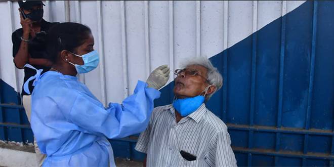 إصابات كورونا في الهند تتخطى الـ 29 مليوناً و700 ألف