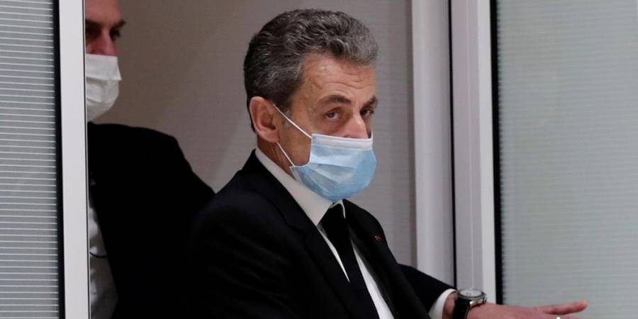 الادعاء الفرنسي يطلب سجن ساركوزي ستة أشهر نافذة