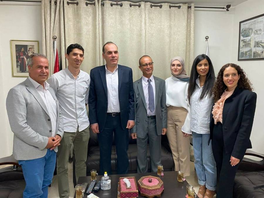 تكرم معماريين فلسطينيين يحصدون المرتبة الأولى على مستوى العالم.