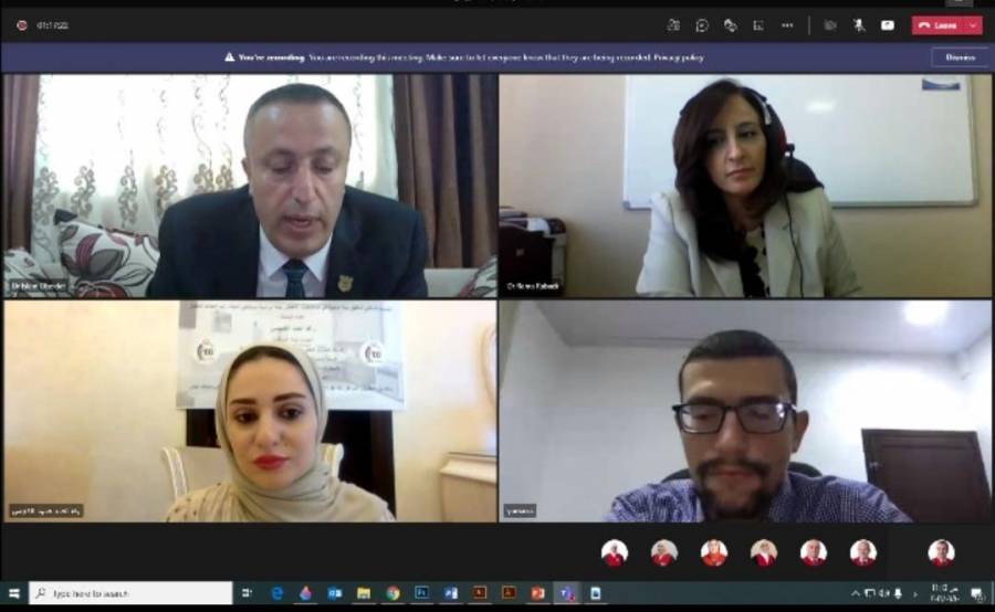 مناقشة رسالة الماجستير الأولى في تخصص التصميم الداخلي في جامعة عمان الاهلية