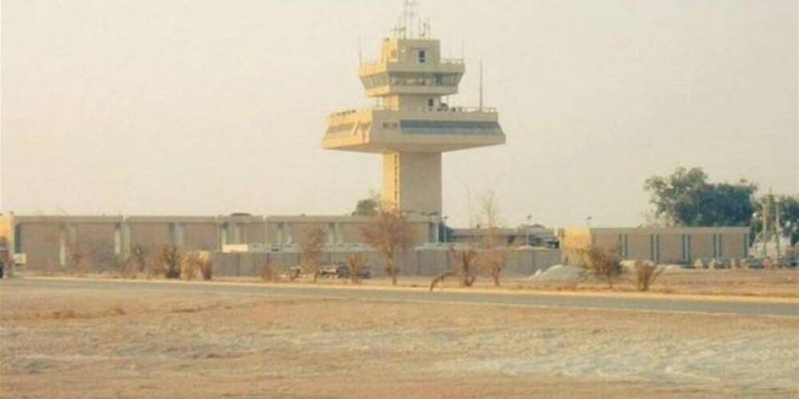 استهداف قاعدة تضم قوات أمريكية بصاروخ غرب العراق