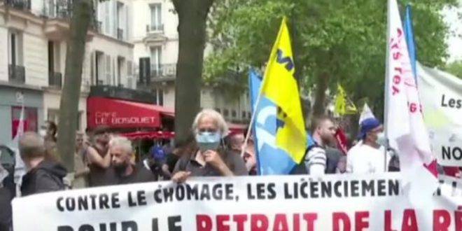 مظاهرات في فرنسا ضد تسريح العمال