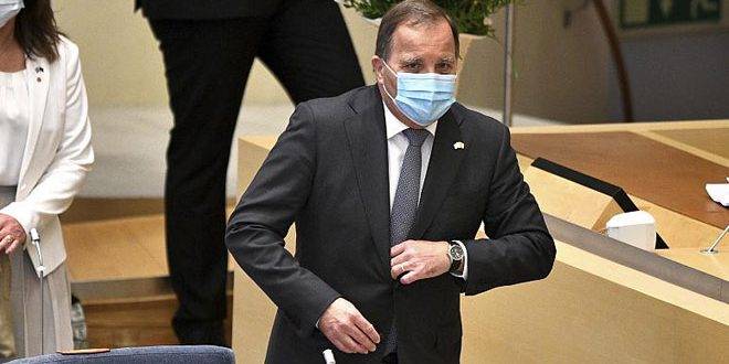 البرلمان السويدي يحجب الثقة عن رئيس الوزراء ستيفان لوفين