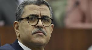 رئيس الوزراء الجزائري يقدم استقالة حكومته