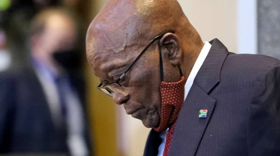 الحكم على رئيس جنوب إفريقيا السابق بالسجن 15 شهراً