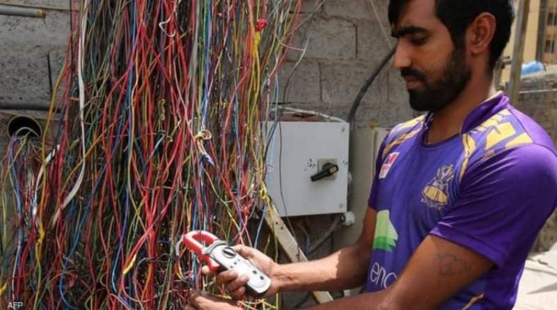 حقوق الإنسان:يجب تعويض المواطنين مادياً ومعنوياً جراء انقطاع الكهرباء في العراق