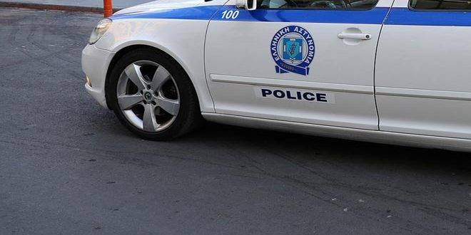 إصابة أربعة أشخاص طعناً بسكين شرق العاصمة اليونانية