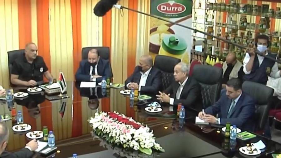 الجغبير: زيارة رئيس الوزراء لمجموعة الدرة تأكيد حكومي على اهمية دعم الصناعة الوطنية الغذائية