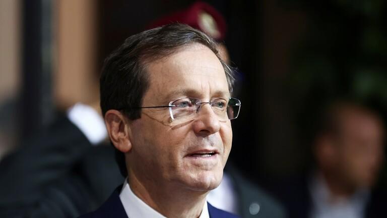 الرئيس الإسرائيلي ينعى جيهان السادات