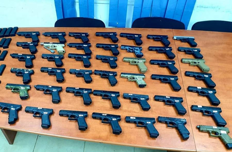 إسرائيل تعلن إحباط عملية تهريب أسلحة من لبنان