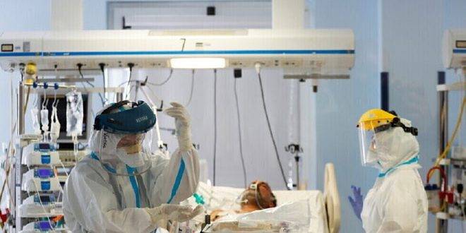 إيطاليا تسجل 888 إصابة وسبع وفيات جديدة بفيروس كورونا