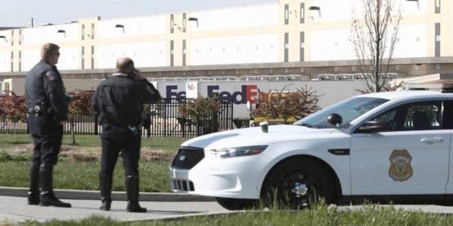 مقتل 4 وإصابة 12 جراء إطلاق نار بولايتين أمريكيتين