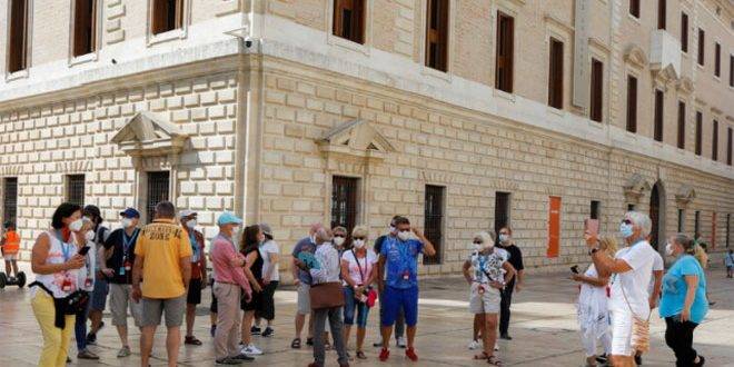 إصابات كورونا تتجاوز 4 ملايين في إسبانيا