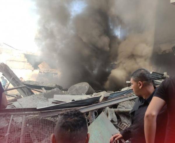 إصابات بانفجار محل توزيع غاز بسوق الزاوية في غزة