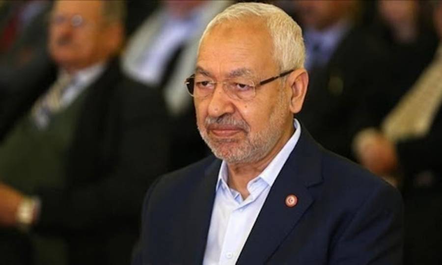 رئيس مجلس النواب التونسي  يعتصم أمام البرلمان التونسي