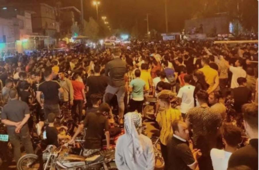 الخارجية الأسترالية تدعو مواطنيها إلى عدم السفر لإيران