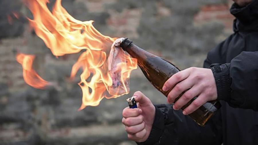 العثور على 70 زجاجة مولوتوف في القصرين التونسية