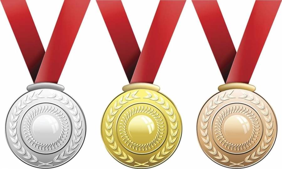 هل تعرفون أن الميدالية الذهبية الأولمبية هي في الواقع ميدالية فضية؟