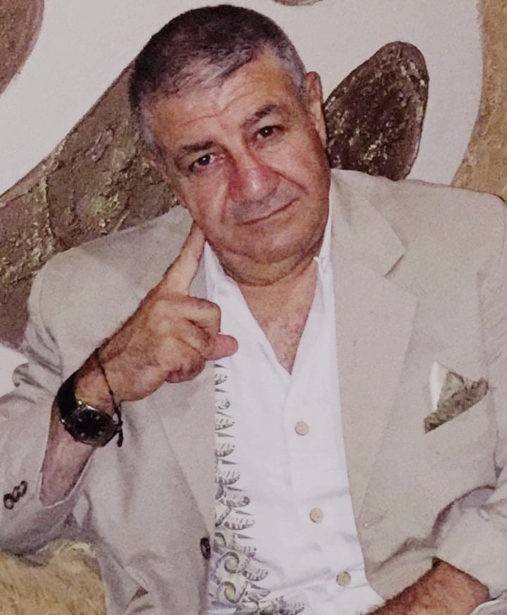 خالد بركات يكتب إبتسم فالبسمة هبه من الله .