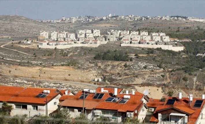 الاحتلال الاسرائيلي يمنح المستوطنين آلاف الدونمات بالضفة الغربية