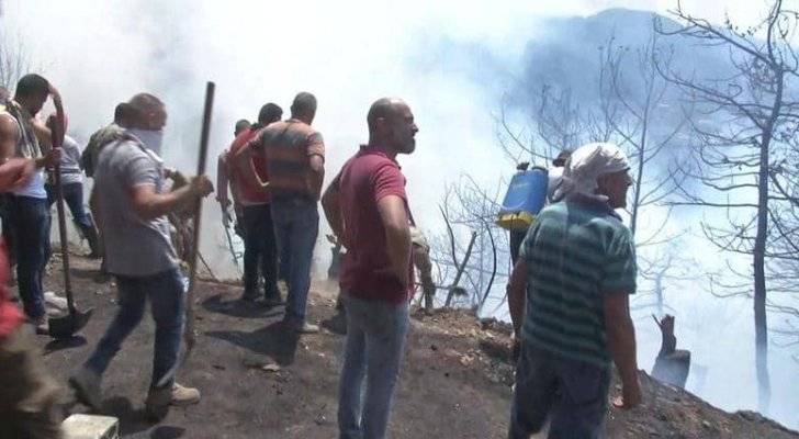 لبنان يكافح لاحتواء حرائق ضخمة مستمرة لليوم الثالث على التوالي